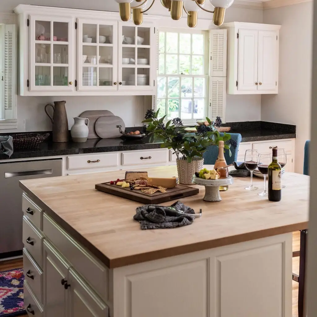 Image (93) Work by Cortney McClure | Photo by Kacey Gilpin