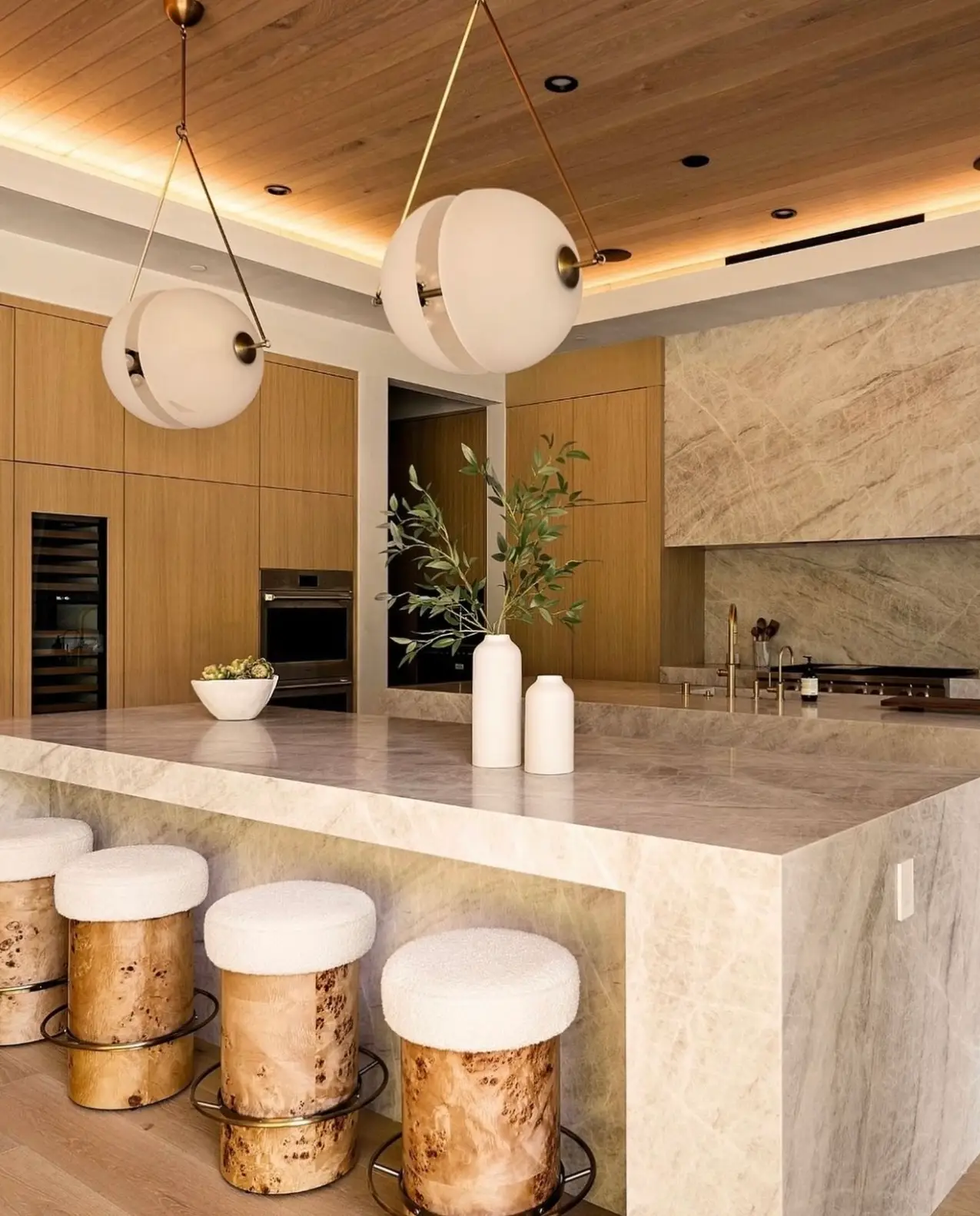 Luxury kitchen design with Taj Mahal quartzite 